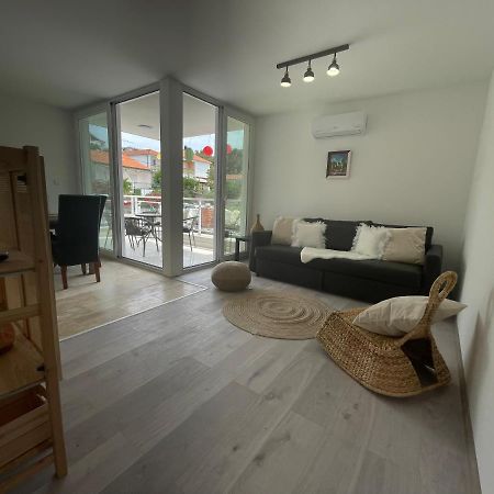 Vila Regina Apartment Paloma With Swimming Pool Jezera Esterno foto