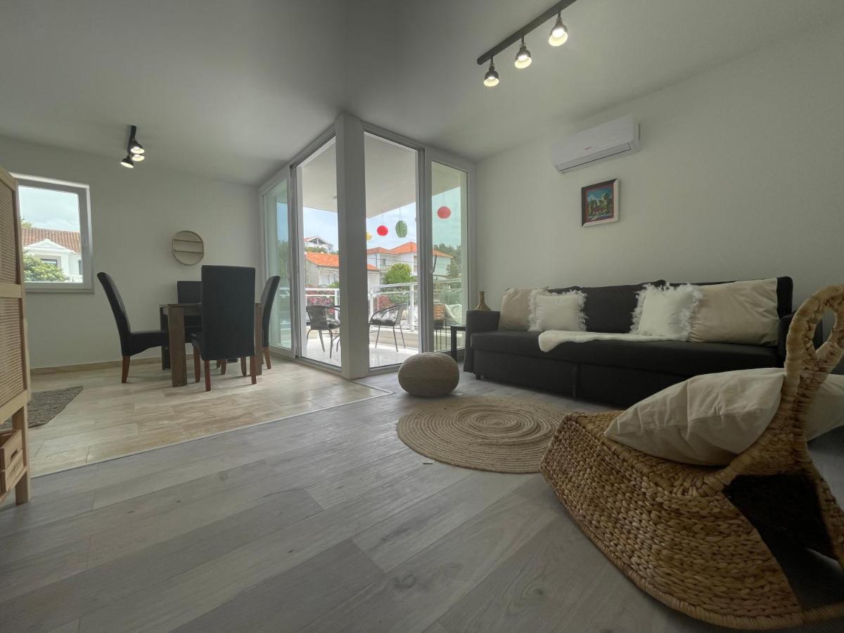 Vila Regina Apartment Paloma With Swimming Pool Jezera Esterno foto
