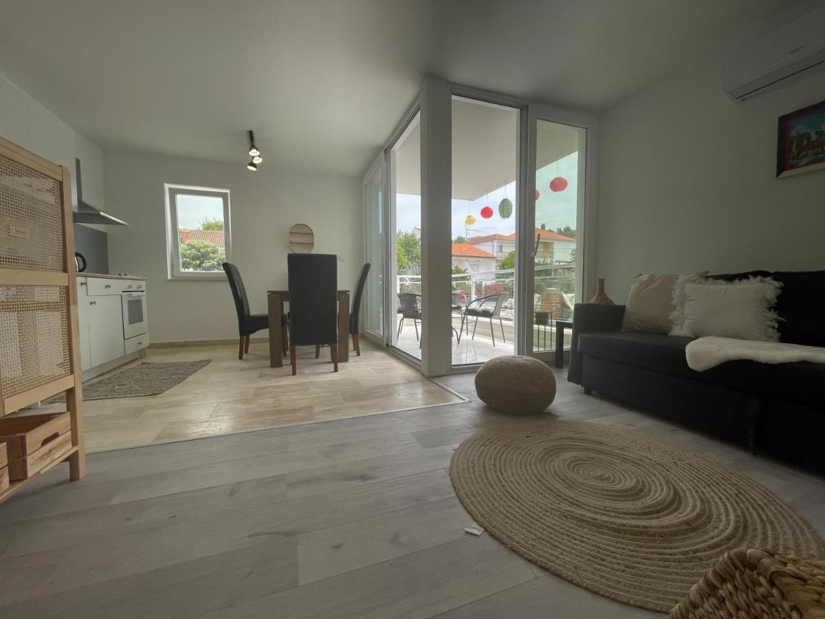 Vila Regina Apartment Paloma With Swimming Pool Jezera Esterno foto