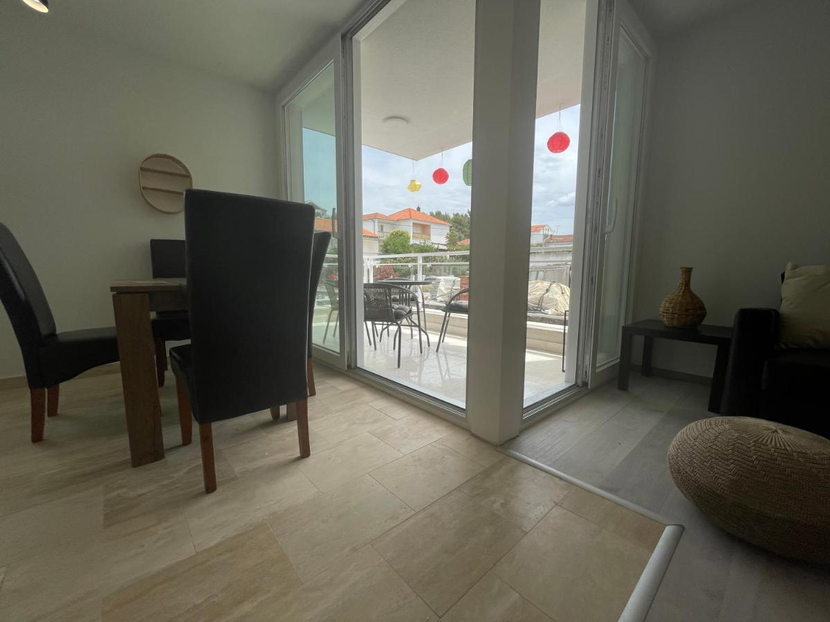 Vila Regina Apartment Paloma With Swimming Pool Jezera Esterno foto